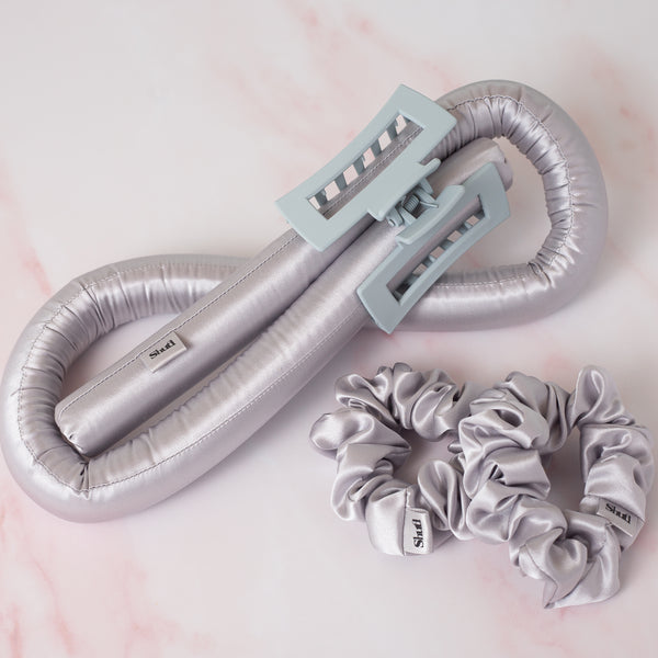 What are the benefits of a heatless curler?