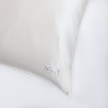 Load image into Gallery viewer, Duo Silk Pillowcase Set - Dreamy White

