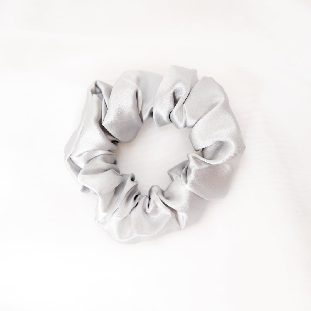 Silk Scrunchie - Medium - Misty Silver